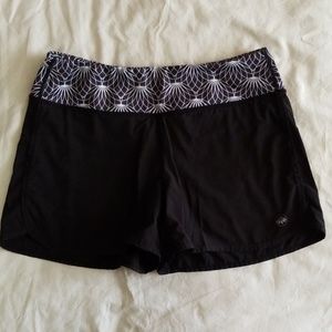 Senita running shorts